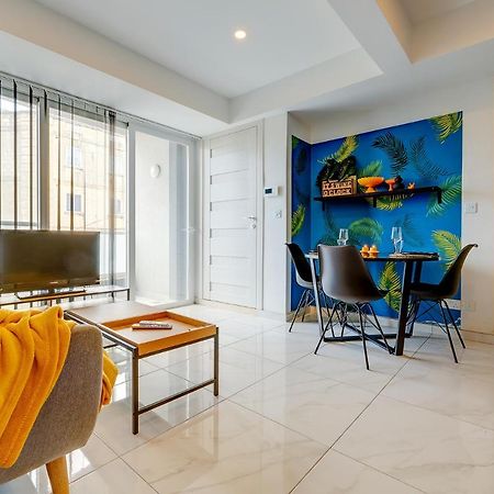 Modern 1Br Apartment Central Location Gzira Bagian luar foto